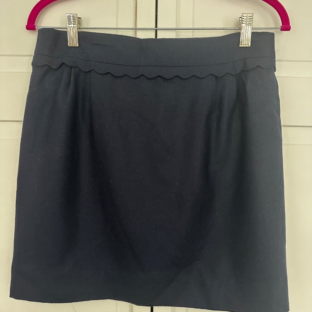 J Crew Navy Mini Skirt with Scalloped Detailing Size 6